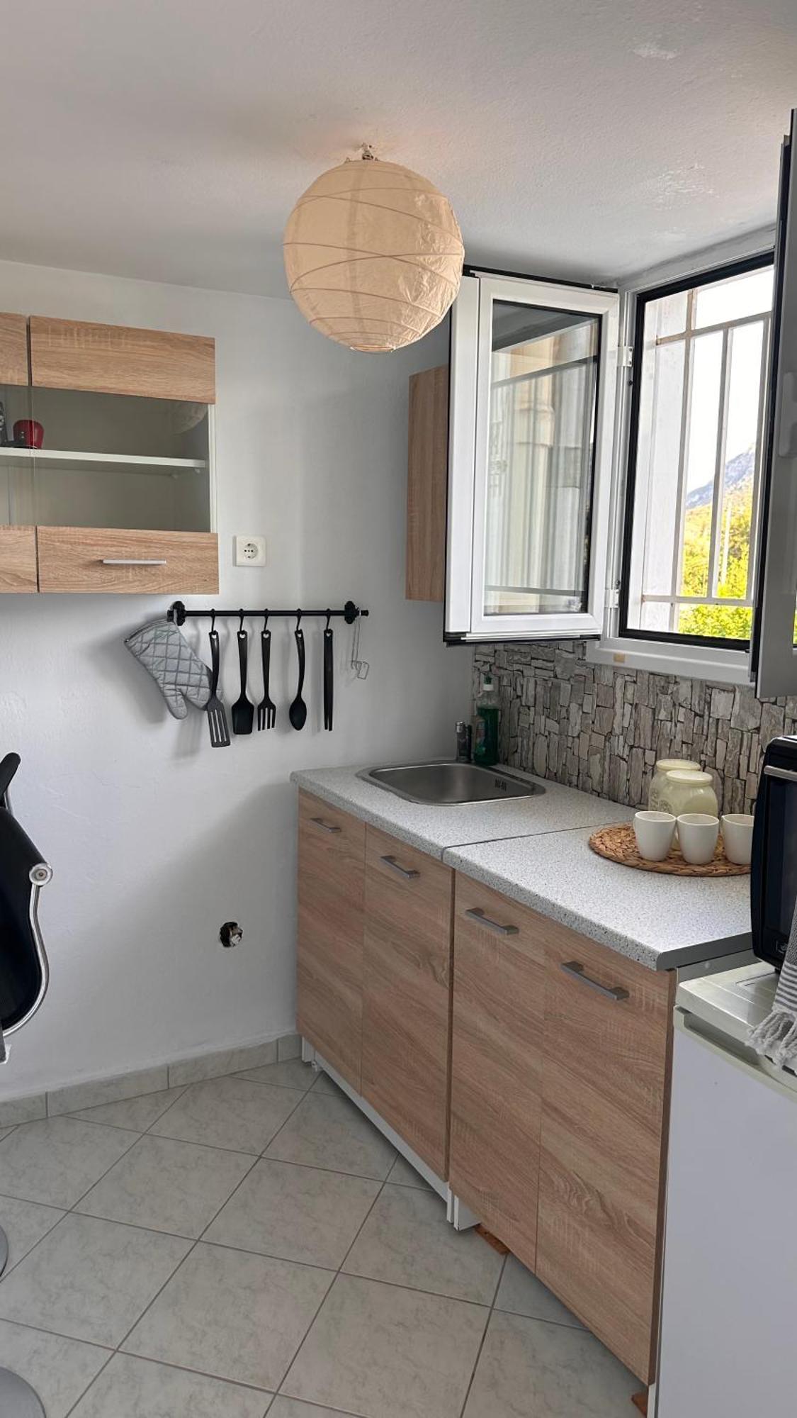 Apartment Little House Near The Agioi Apostoloi (Attica)